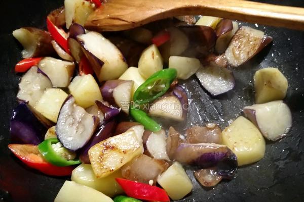 干锅土豆茄子的做法图解10