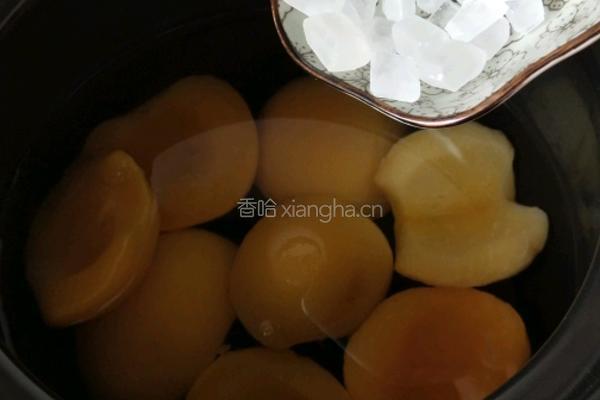 砂锅黄桃罐头的做法图解3