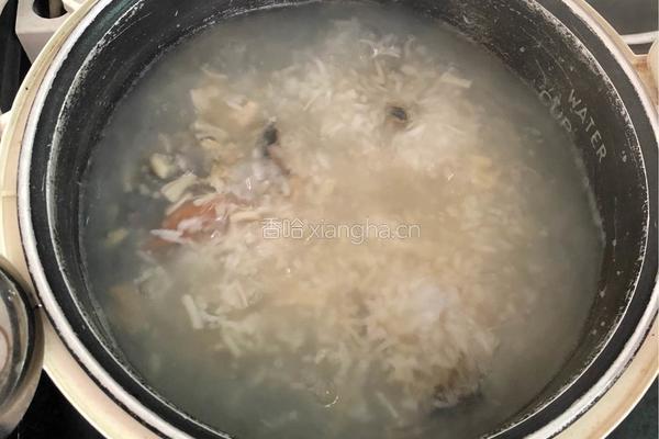 金蚝瑶柱瘦肉粥的做法图解7