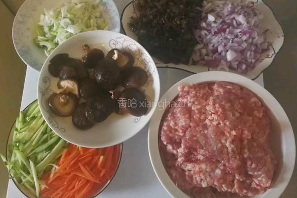 销魂炸酱面的做法图解1