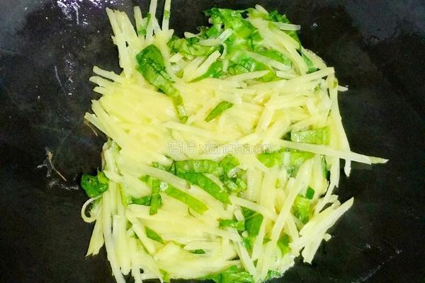 油麦菜土豆丝饼的做法图解2