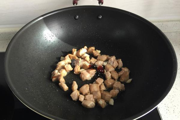 彩椒肉丁的做法图解5