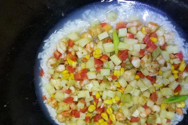 虾仁什锦锅巴饭的做法图解10
