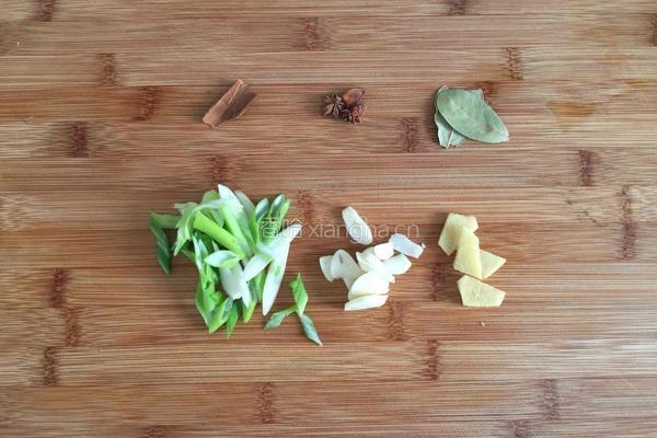排骨炖土豆的做法图解4