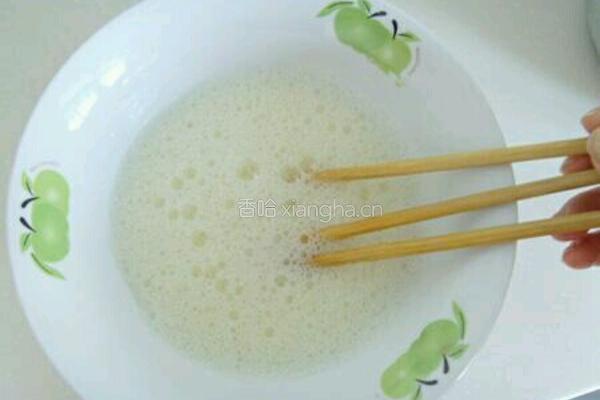 电饭煲蛋糕的做法图解4