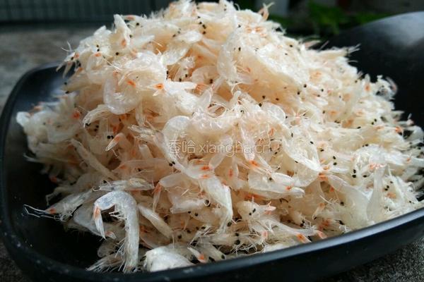 葱香炒虾皮的做法图解1