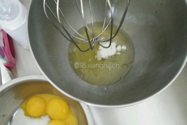 焦糖奶油摩卡蛋糕的做法图解2