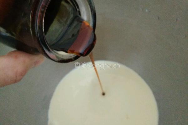 焦糖奶油摩卡蛋糕的做法图解12