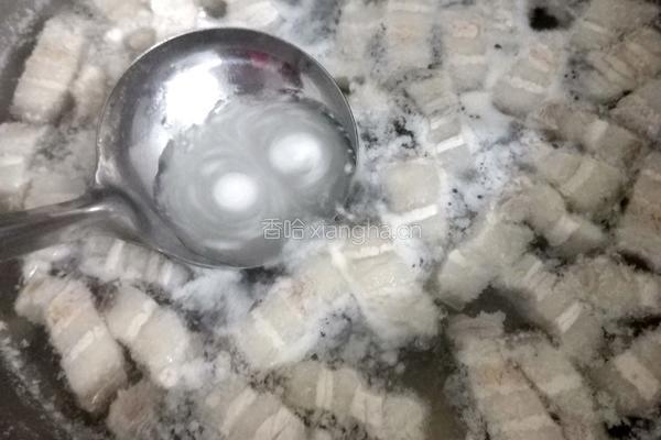 土豆红烧肉的做法图解4