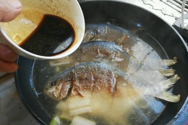 烧鲳鱼的做法图解9
