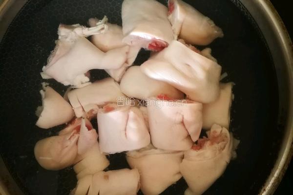 红焖猪手的做法图解2