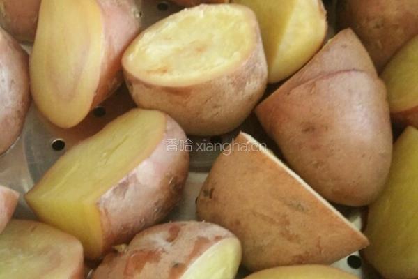 土豆鱼鱼的做法图解1