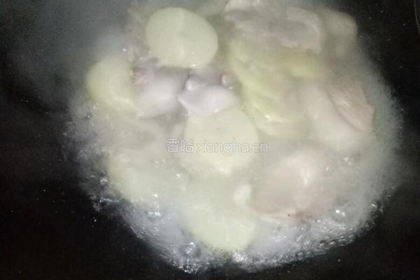 白肉土豆蒜沫的做法图解4