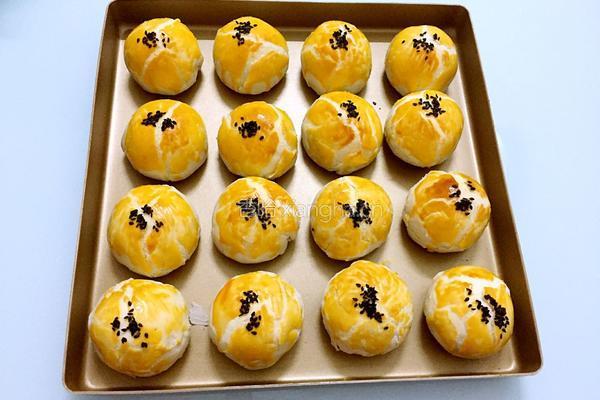 蛋黄酥的做法图解33