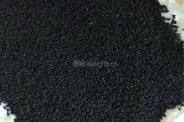 黑芝麻牛轧糖的做法图解6
