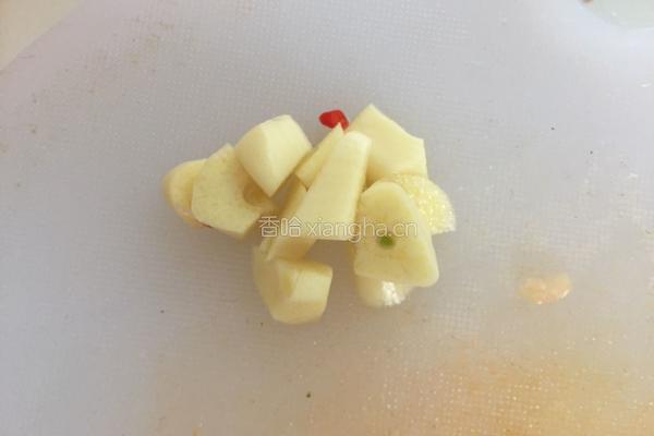青椒炒肉的做法图解2