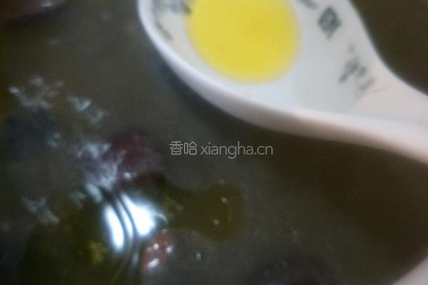 花旗参石斛乌鸡汤的做法图解6