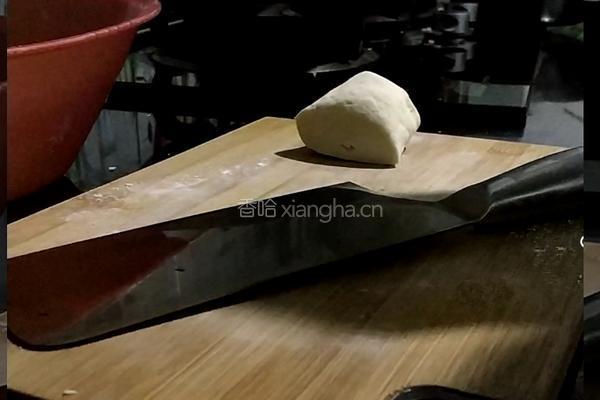韭菜盒子的做法图解3