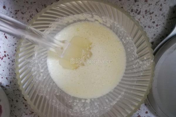 草莓冰激凌的做法图解3