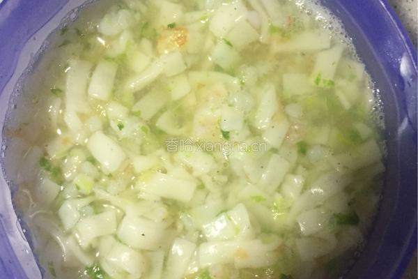 虾仁小白菜面的做法图解7