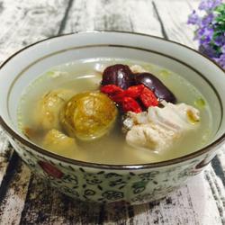 瑶柱板栗黄芪土鸡汤的做法[图]