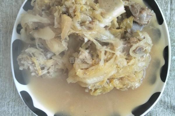 酸菜大骨头的做法图解10