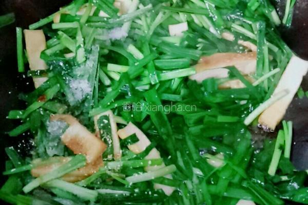 韭菜炒豆干的做法图解5