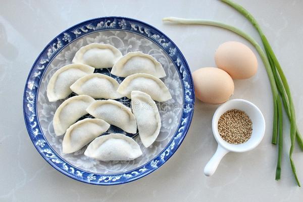 抱蛋煎饺的做法图解1