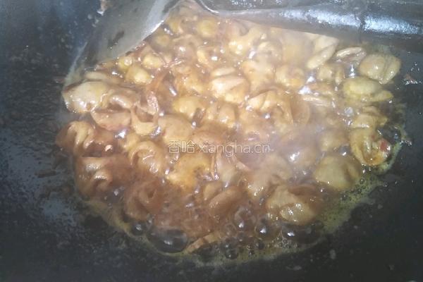 土豆烧肥肠的做法图解6