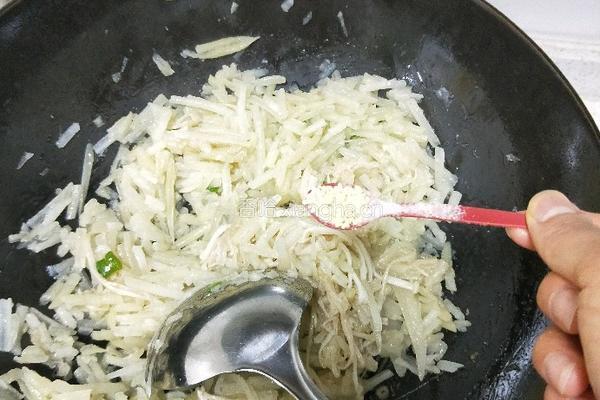 金针菇土豆泥的做法图解5