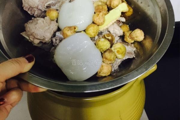 雪梨海底椰无花果猪骨汤的做法图解5