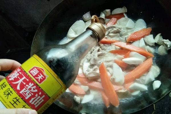 鸡腿菇炒肉的做法图解8