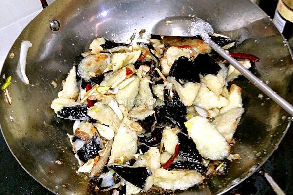 鲁菜大师蒋家常菜风味茄子的做法图解7