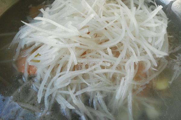 三文鱼骨汤的做法图解7