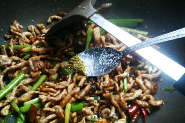 炒肉丝的做法图解34