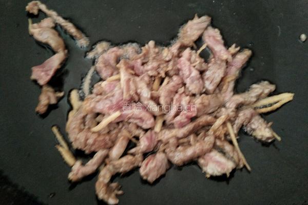 青红椒炒牛肉的做法图解6