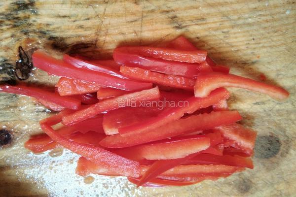 青红椒炒牛肉的做法图解4