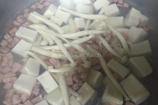 双菇豆腐火腿汤的做法图解6