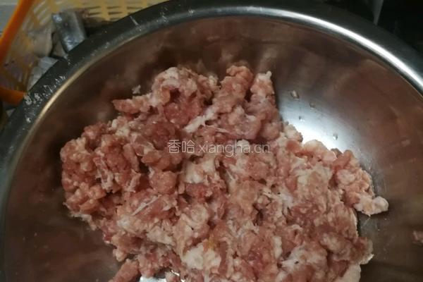 肉末海参的做法图解2
