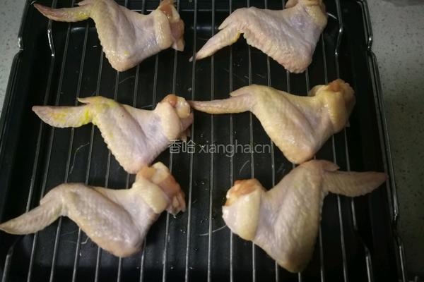 盐焗烤鸡翅的做法图解1