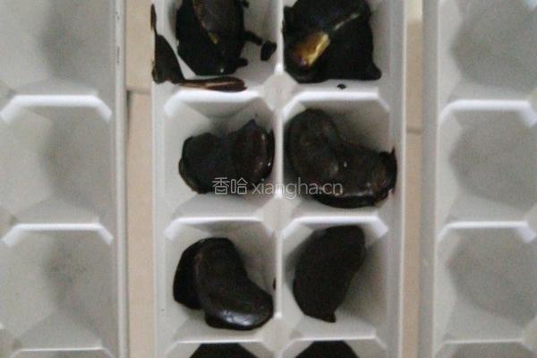 橘子巧克力牛奶冰块的做法图解2