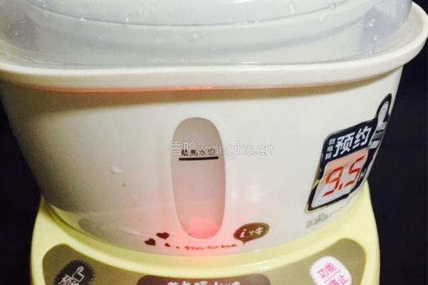 花旗参芡实乌鸡炖汤的做法图解6