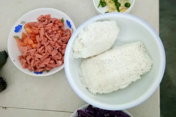 甘蓝火腿蛋炒米