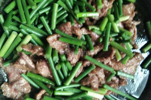 蒜苔炒牛肉的做法图解5