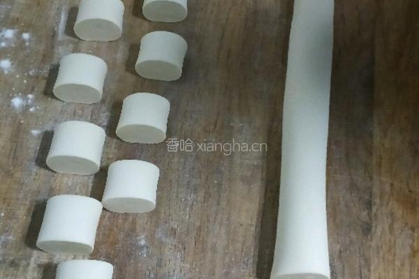千层豆沙馒头的做法图解3