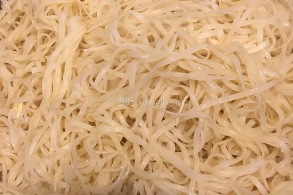 电饭煲排骨焖卤面的做法图解8