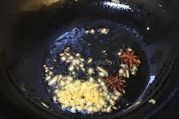 电饭煲排骨焖卤面的做法图解9