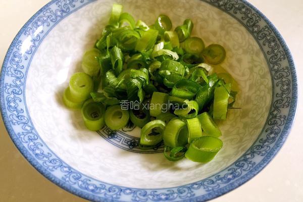 蒜苔炒肉的做法图解4