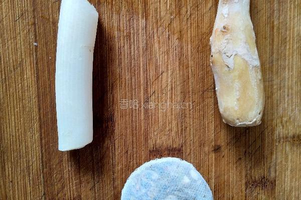 酸菜红烧肉干拌面的做法图解2