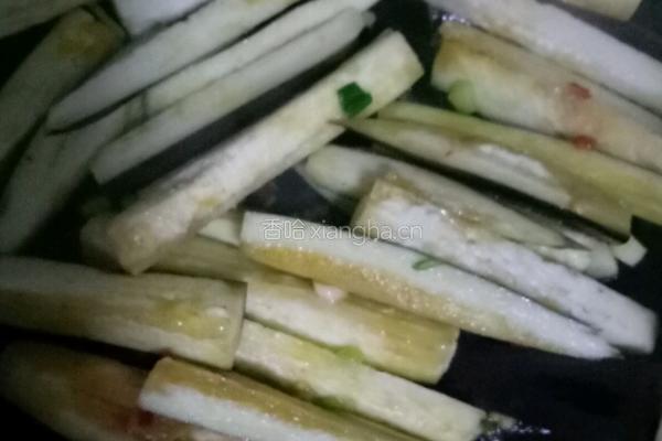 咸鱼蒸茄子的做法图解8